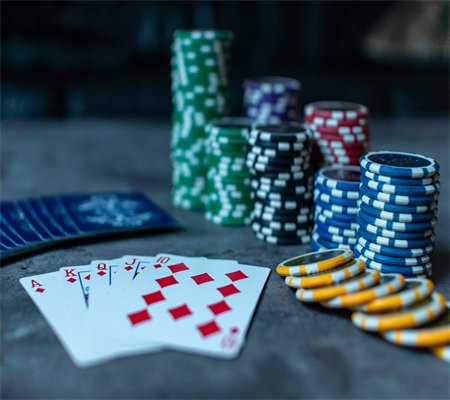 Chiến Lược Texas Hold'em: Kỹ Thuật Giảm Biến Động